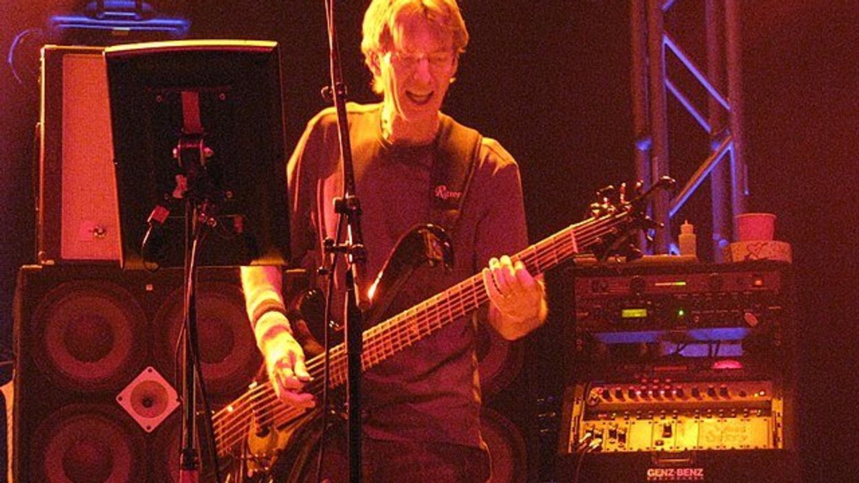 Grateful Dead Co-Founder and Bassist Phil Lesh Has Died