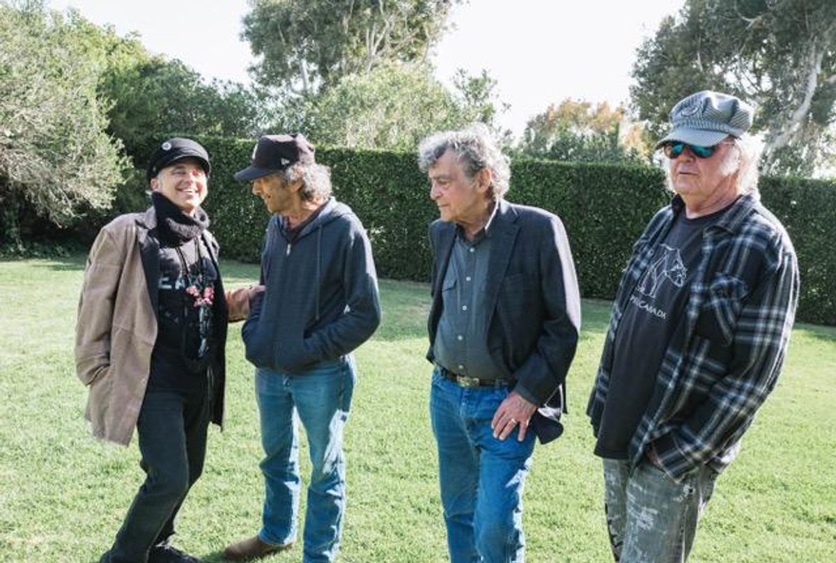 Neil Young with Crazy Horse Announce New Album