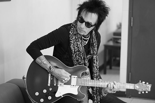 Earl Slick on David Bowie's "Next Day" Sounds