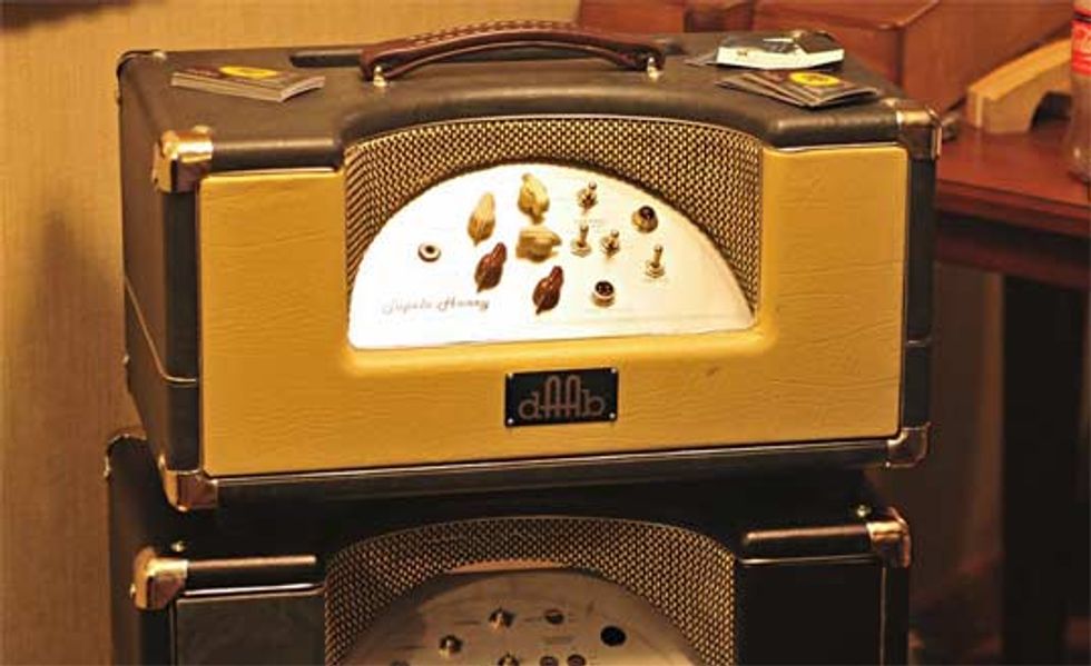 Photos from the New York Amp Show