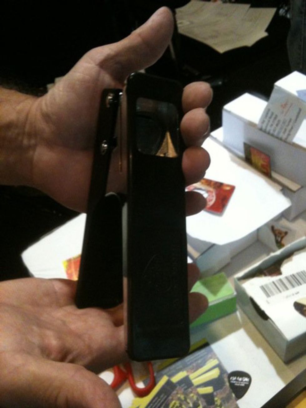 PickPunch.com Flatpick Punching Device