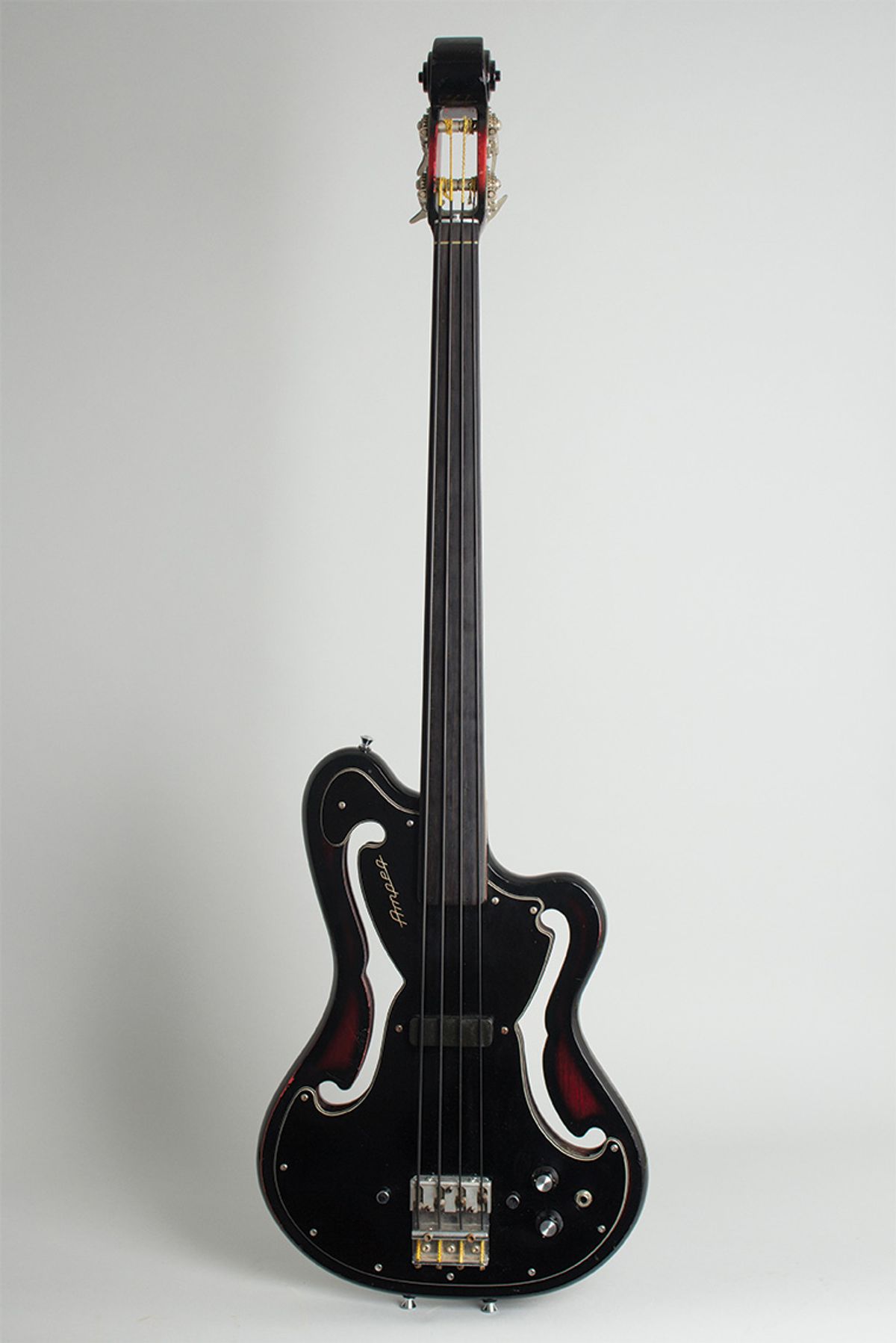 Walter Becker’s 1968 Ampeg AMUB-1 Bass