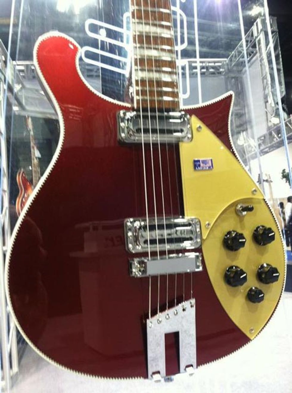 Rickenbacker 660