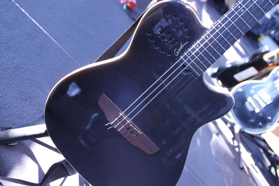 Roger Waters' Godin Multiac Nylon SA