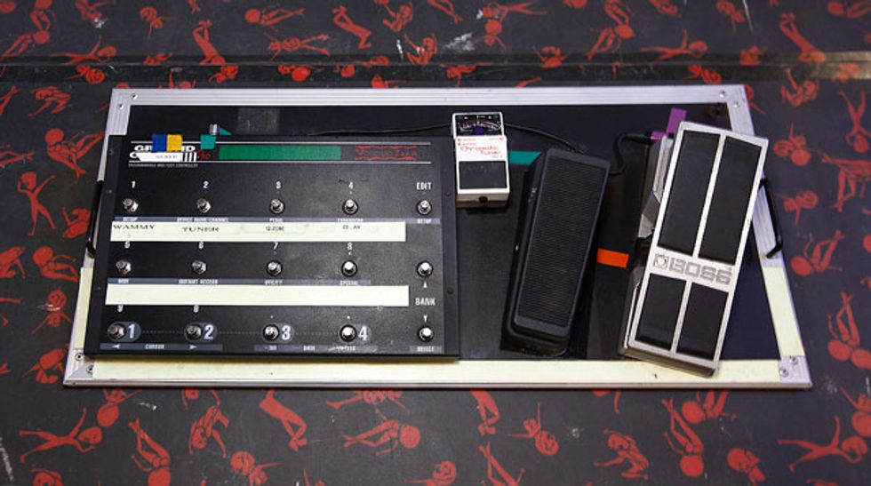 Ron Bumblefoot Thal's Floor Controller