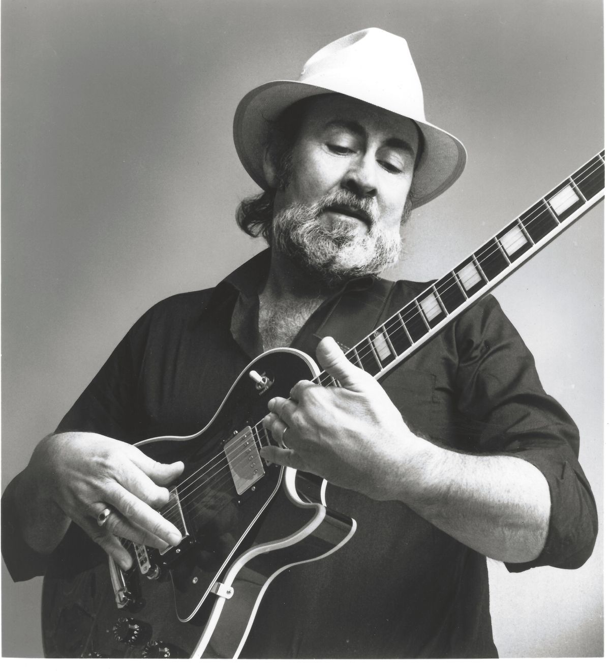 Roy Buchanan and His Explorer-Shaped Hamer Standard