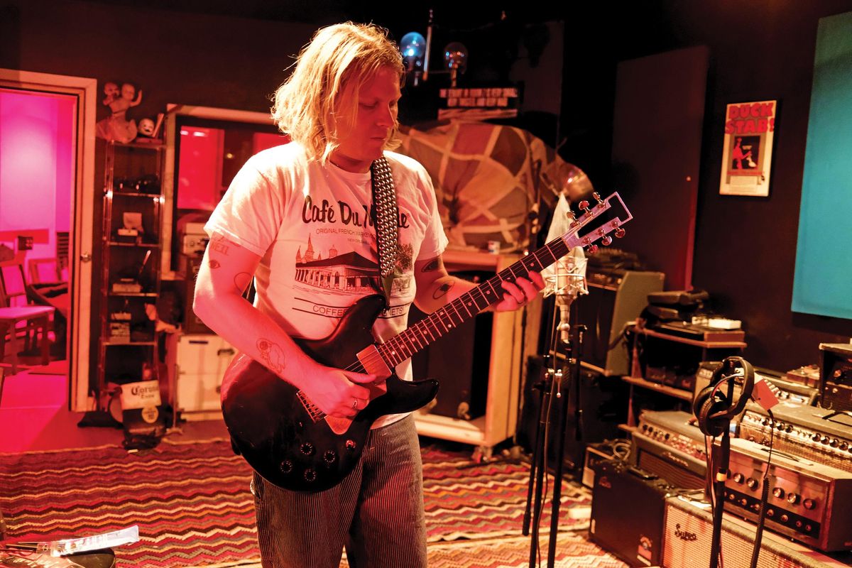 Hello, Hi! Welcome to Ty Segall’s Harmonizer Studio