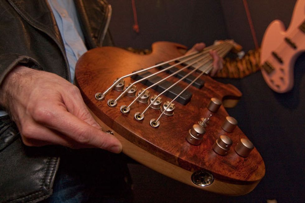 Simon Bass - Detail