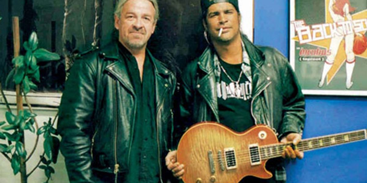 Slash's Iconic Les Paul Guitar: A Deep Dive - Premier Guitar