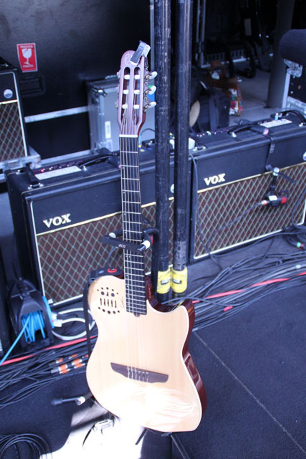 Snowy White's Godin Multiac Nylon SA