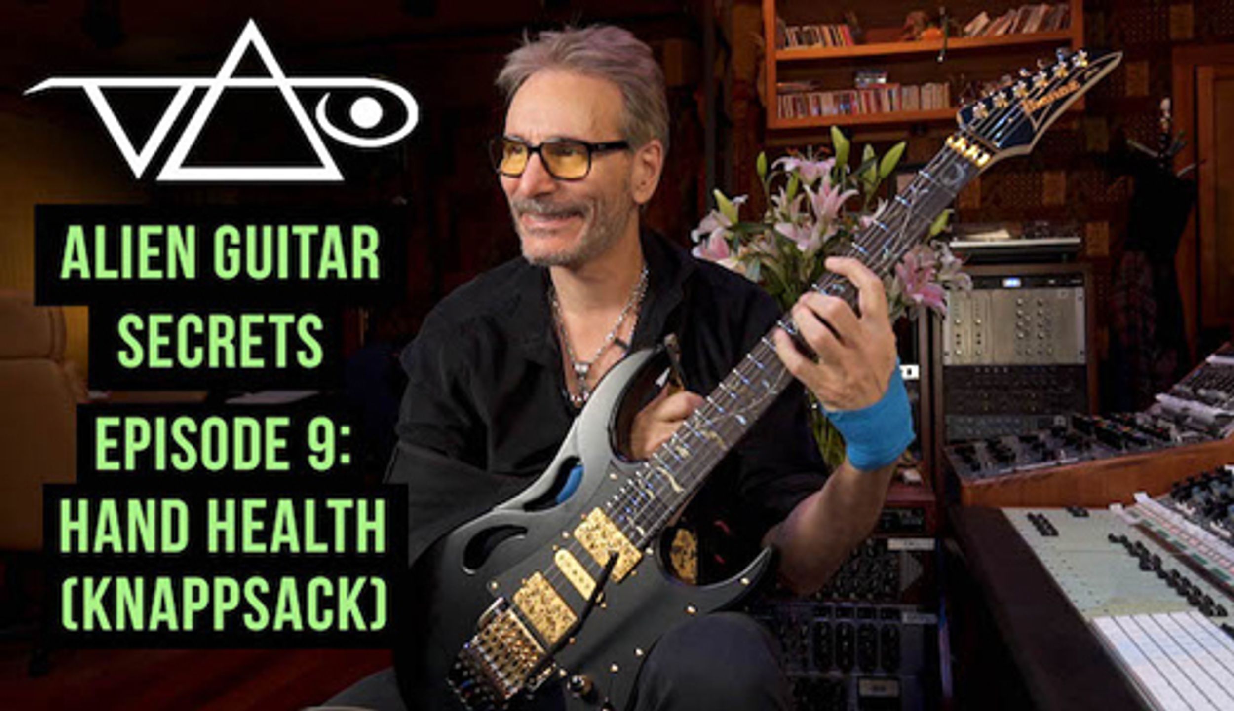 Steve Vai Releases Alien Guitar Secrets #9 and Launches Patreon Page