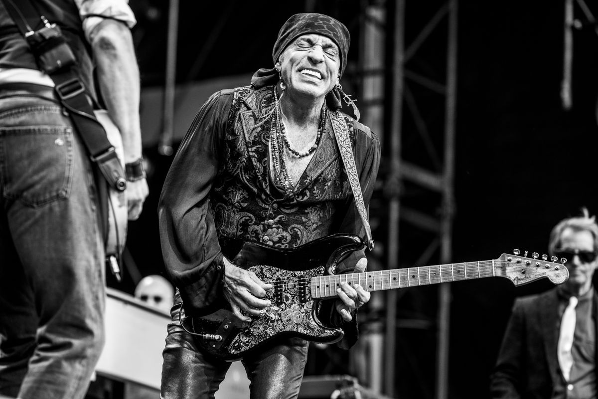 Stevie Van Zandt Is Ready to Talk Guitar