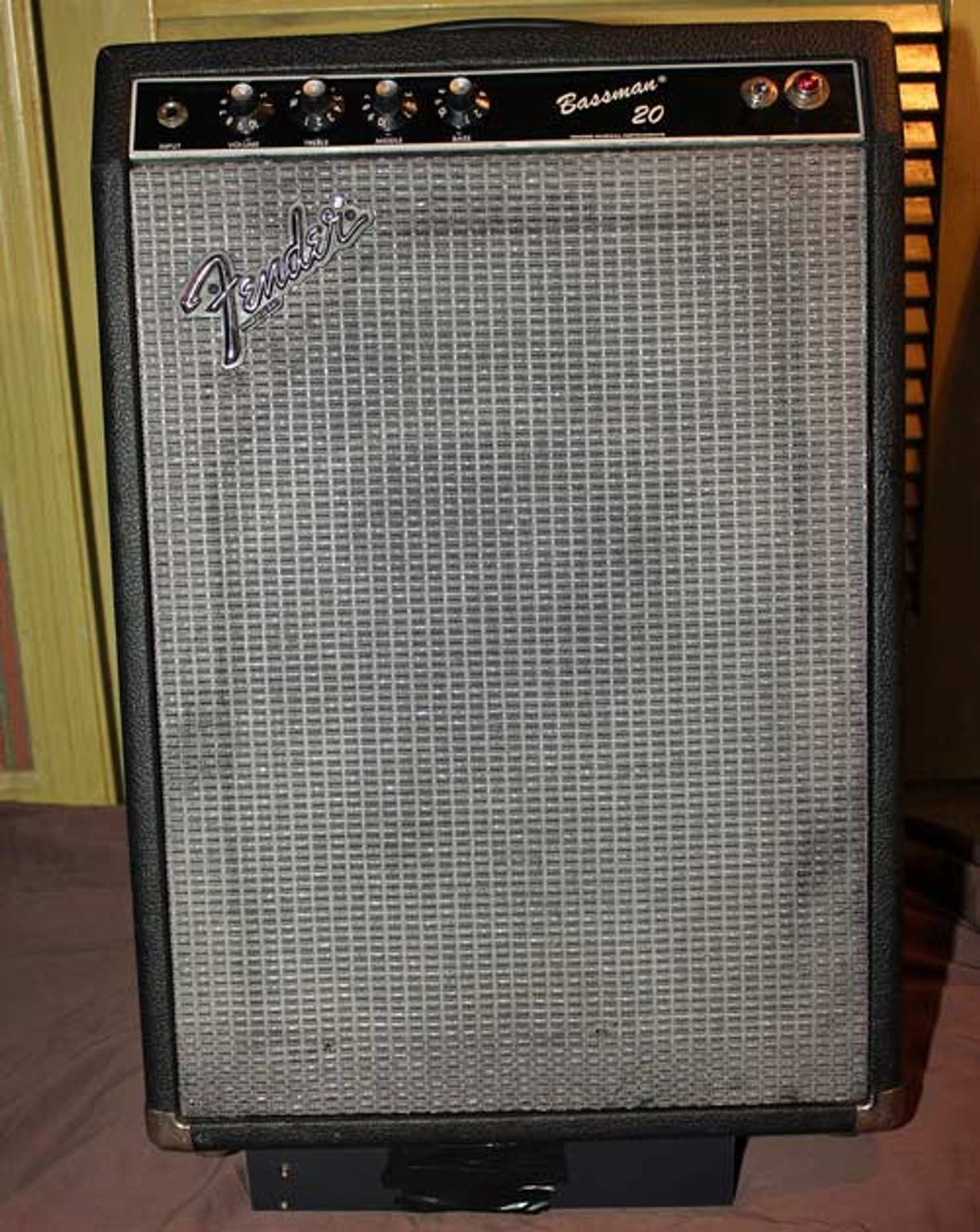 Trash or Treasure: Fender Bassman 20