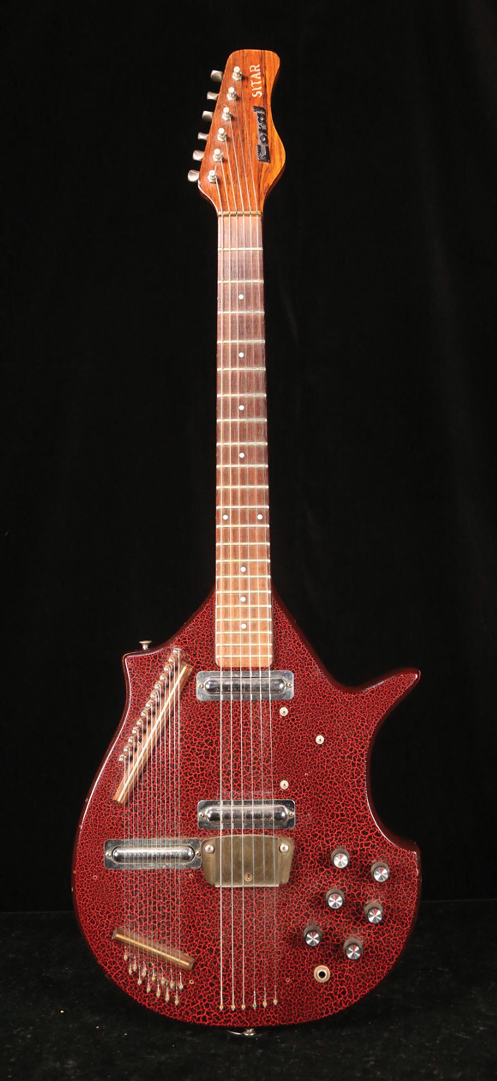 Vintage Vault: 1968 Vincent Bell Coral Electric Sitar