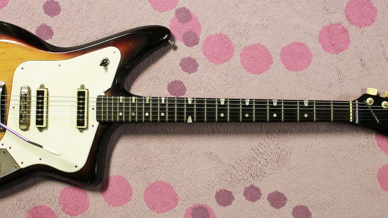 A Rare ’60s Japanese Guitar Fit for Hitchhiking
