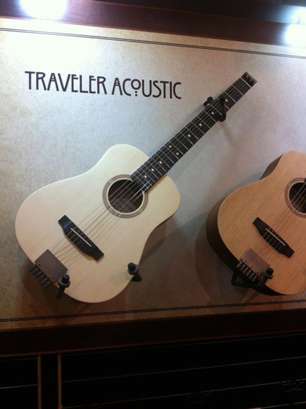 Traveler Guitar Traveler Acoustic AG-105