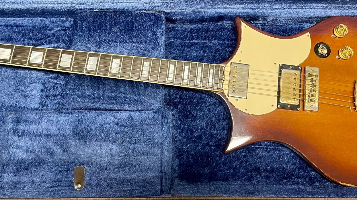 A Tulip-Shaped Rarity from the “Lawsuit Era”