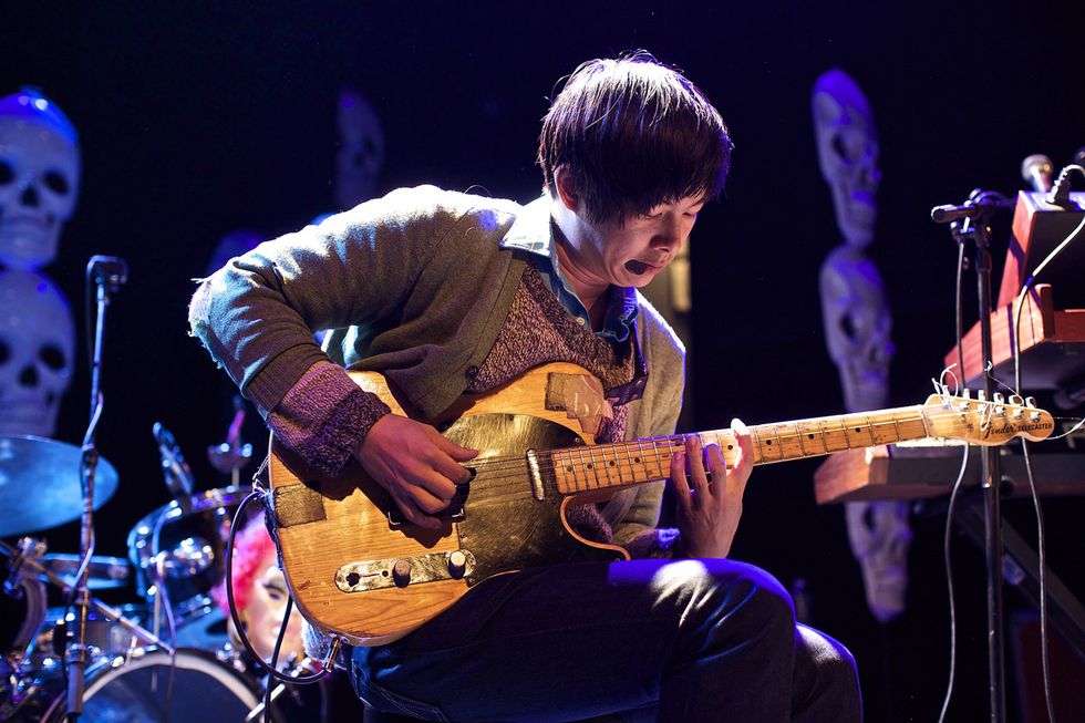 Dustin Wong: Complex Simplicity